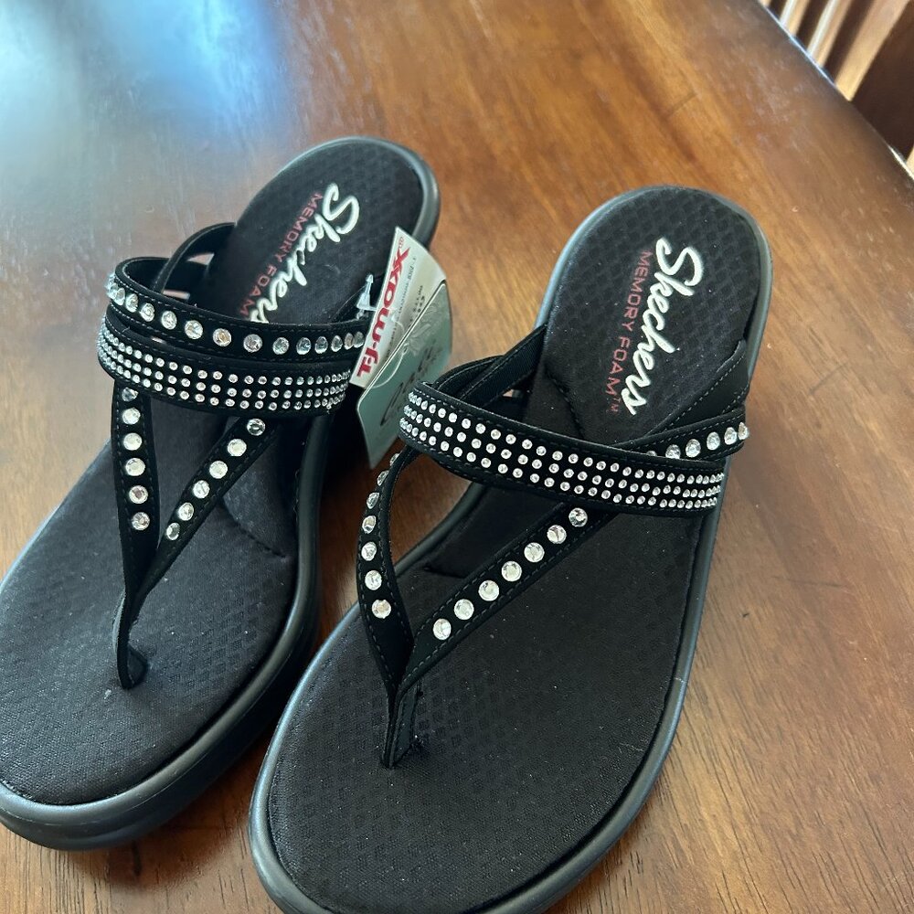 Sketchers Flip Flops